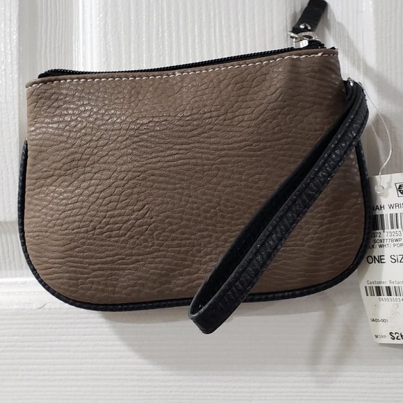 Style & Co Hannah Faux Leather Wristlet Coin Purse - Picture 4 of 6